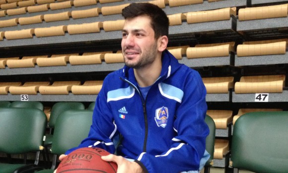 Vlad Dumitrescu (Asesoft Ploiesti) inaintea meciului cu Lukoil Academic din Bulgaria.